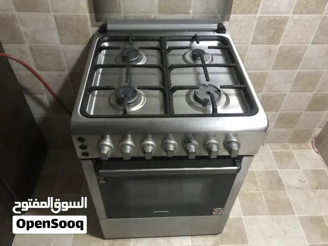 بوتوجاز و ديب فريزر للبيع بأي سعر و بحالة جيدة. سبب البيع "السفر خارج البلاد"