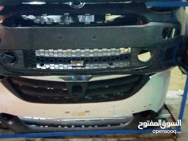 قطع الهيكل الخارجية مستعملة