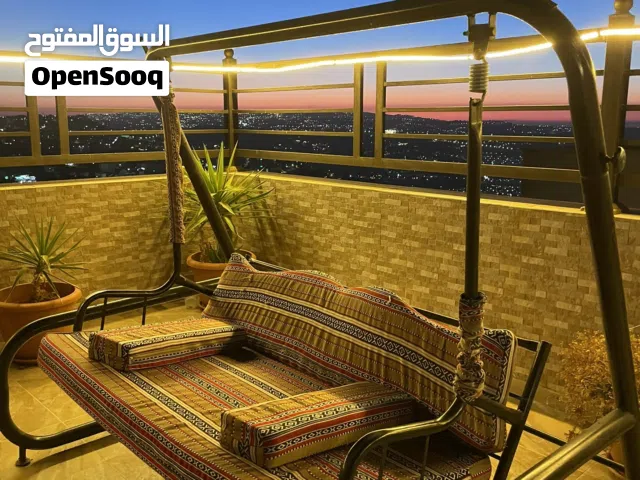 مرجيحة بحالة وكالة كبيرة