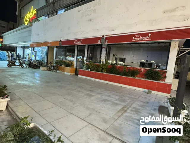 طابق ارضي تجاري مقابيل شنشل مول علئ شارع الجزائر