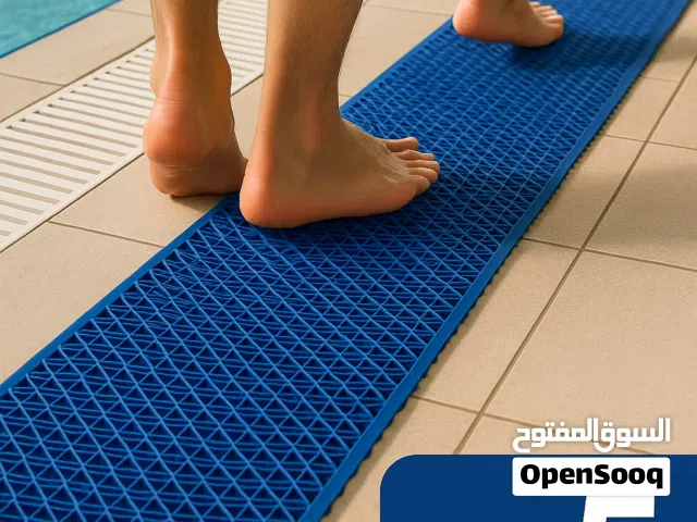 فرش مانعة للانزلاق   الفرشة1.2m*15m السماكة 5mm