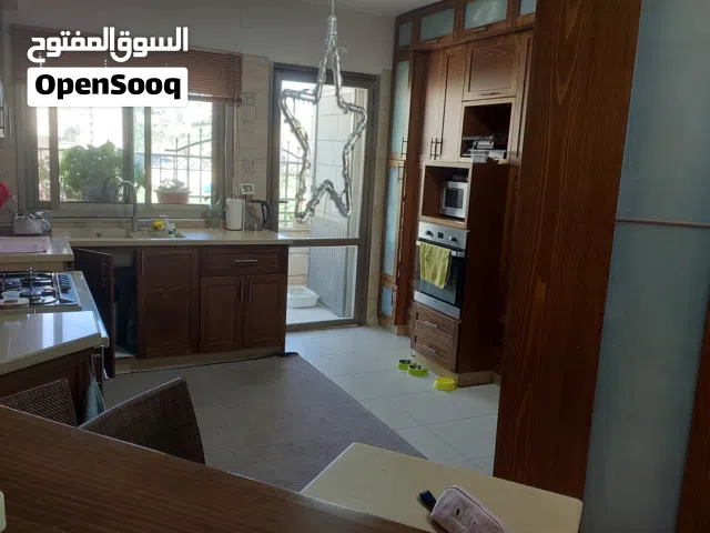 160 m2 3 Bedrooms Apartments for Sale in Ramallah and Al-Bireh Al Irsal St.
