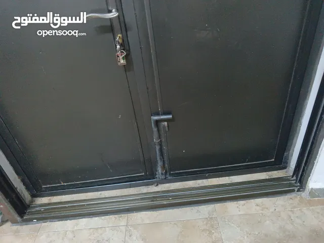باب حديد ادهان ثقيل ما بصدي حديد ثقيل الطول 220والعرض170