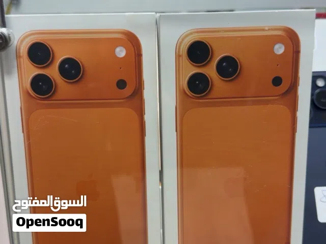 السلام عليكم جهاز 17 pro max 256  جديد مكرشم امريكي