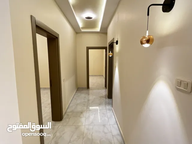 180 m2 4 Bedrooms Apartments for Sale in Tripoli Ain Zara