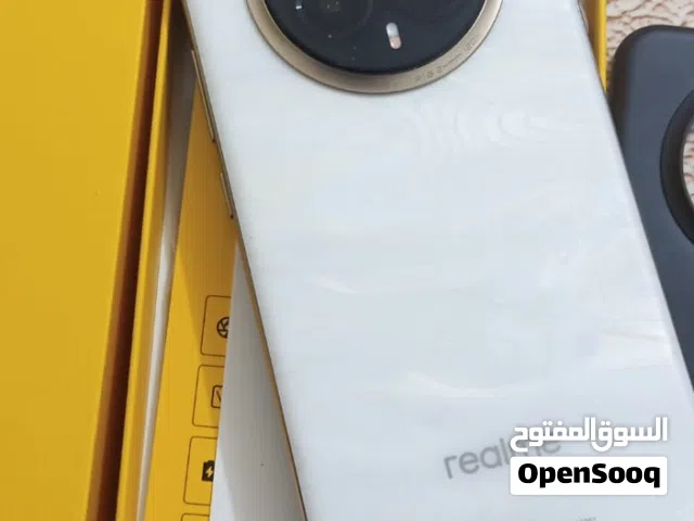 جهاز ريلمي 14برو بلس مستعمل قليل بعده بلزكة الشاشه مالته