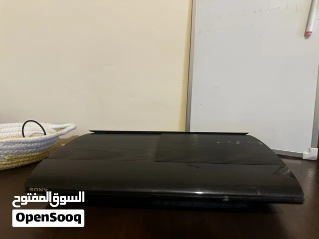 بلاي ستيشن 3 super slim 500 GB بحاله ممتازه مع الاسلاك