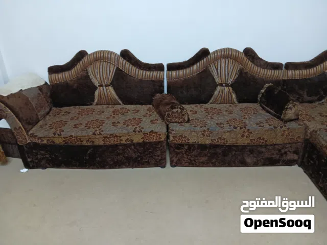 مجلس خليجي 11مقعد للبيع