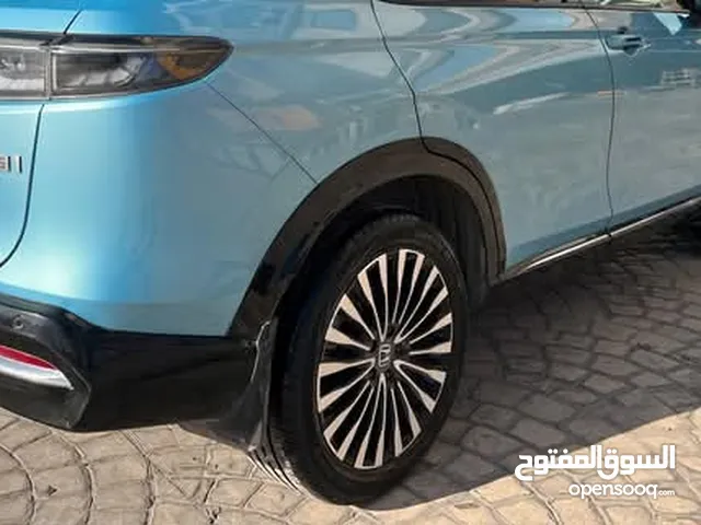 السلام عليكم موجود لفه عجل هوندا ens1 نفس الي بصوره للبيع
