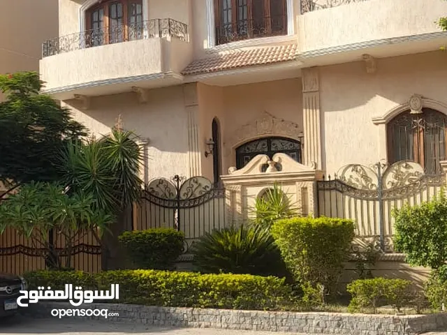 500 m2 3 Bedrooms Apartments for Sale in Giza 6th of October