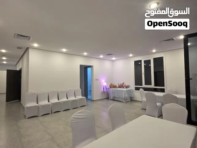 للايجار دور بالصديق 4 غرف floor 4 bed in Al sideeq