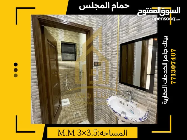 220 m2 5 Bedrooms Apartments for Sale in Sana'a Bayt Baws
