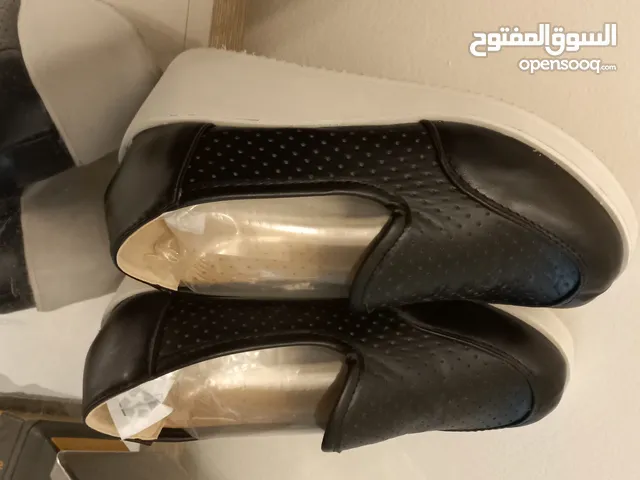 Black With Heels in Jeddah
