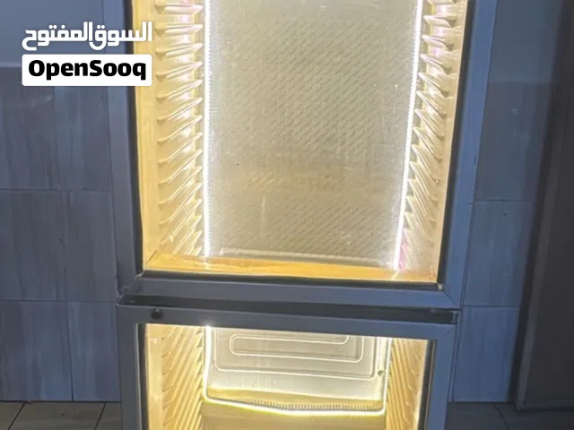 ثلاجة بابين تبريد ممتاز مع اضاءة داخلية