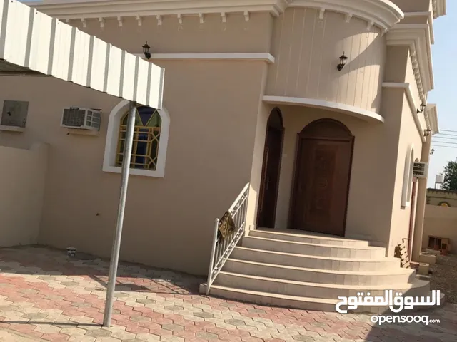 200 m2 2 Bedrooms Townhouse for Rent in Al Batinah Al Khaboura
