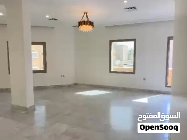 350 m2 3 Bedrooms Apartments for Rent in Kuwait City Qadsiya
