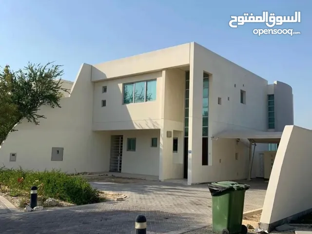 500 m2 3 Bedrooms Villa for Rent in Southern Governorate Durrat Al Bahrain