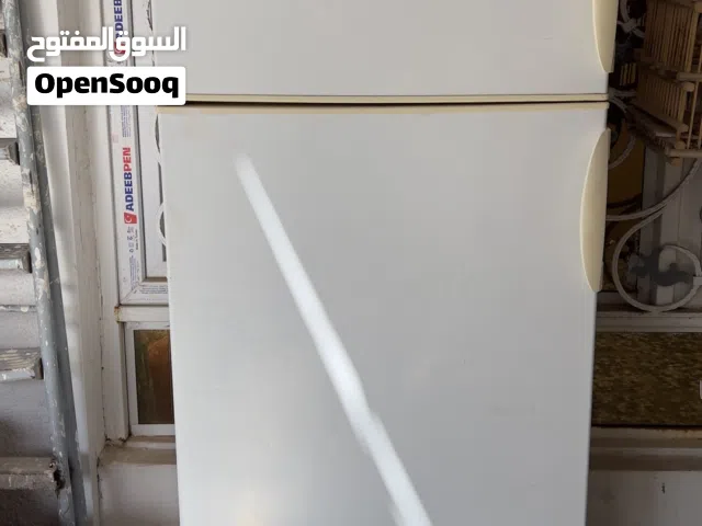 ثلاجة مستعملة