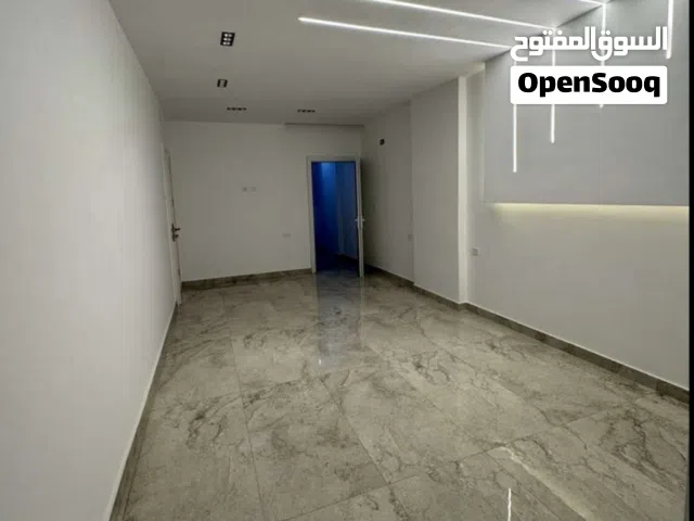 200 m2 4 Bedrooms Apartments for Rent in Tripoli Al-Nofliyen