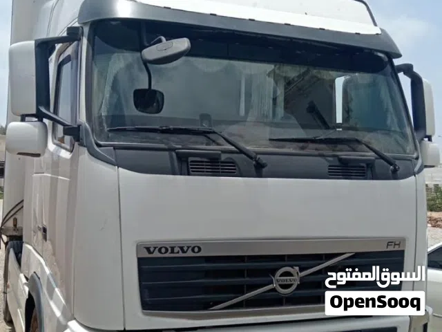 فولفو 2013 رقم صاحب سيارة