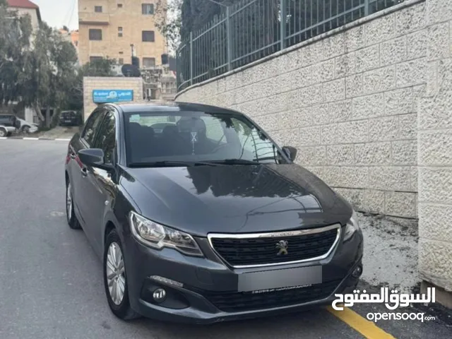 بيجو 301 2017 للبيع وبحالة جيدة