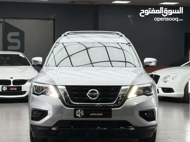 Nissan pathfinder 2018 sl