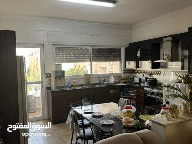 209 m2 3 Bedrooms Apartments for Sale in Amman Al-Shabah