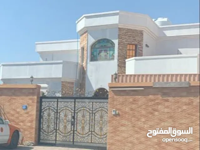منزل للبيع في معبيلة الجنوبية قريب من محطة نفط عمان قيمة المنزل ب 73000 الف قابل للتفاوض بحد معقول