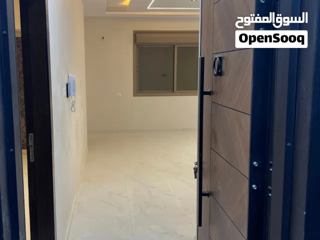 170 m2 3 Bedrooms Apartments for Sale in Zarqa Dahiet Al Madena Al Monawwara