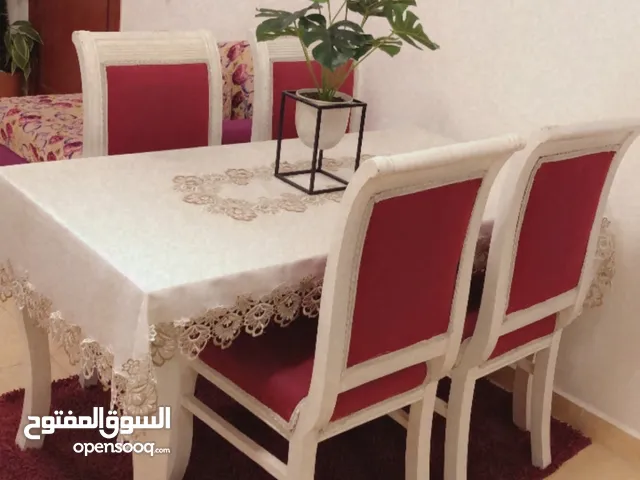 طقم كنب بحال الجديد خشب مصري دمياطي للبيع