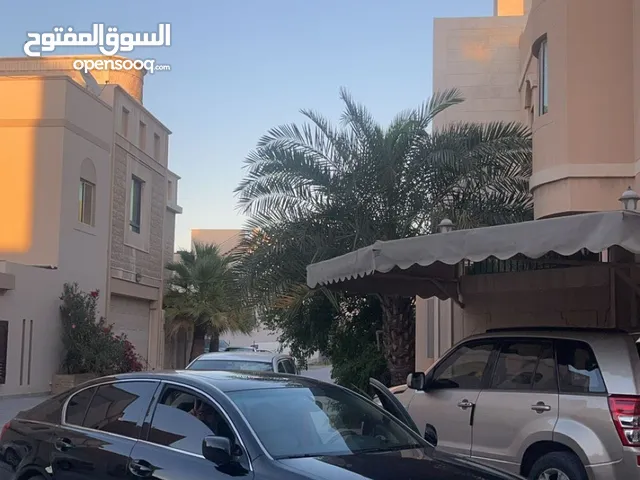 Used Lexus GS in Manama