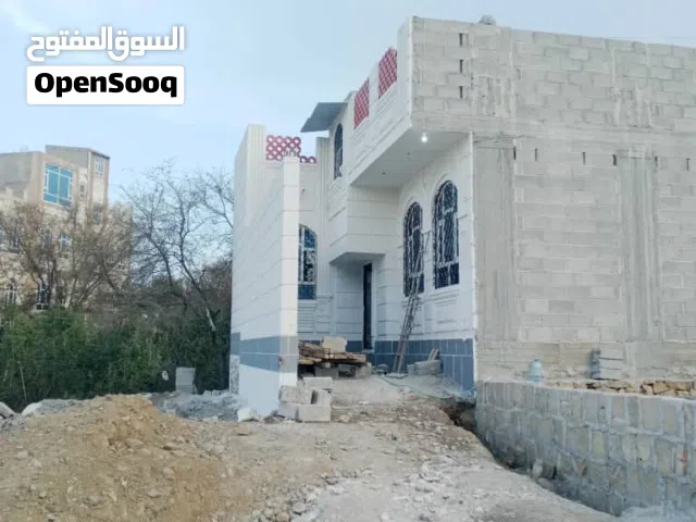 100 m2 3 Bedrooms Townhouse for Sale in Sana'a Shamlan