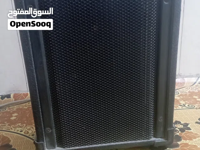 سماعه حجم صغير مال ملايات او موكب صوته كلش حلو بيه صدى او مايكروفون تگد تحچي بيه تقره