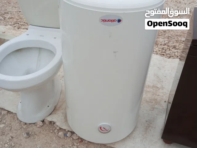 قيزر مصري 80 لتر بحال الوكالة موجود في الزرقاء الجديدة للبيع