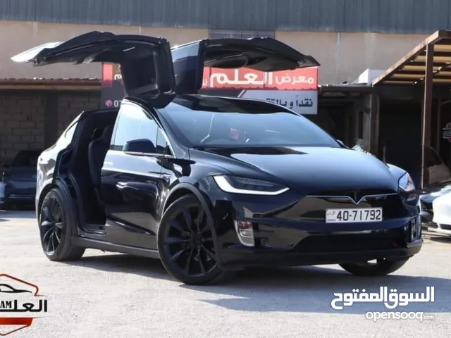 Tesla Model X 2018 in Zarqa