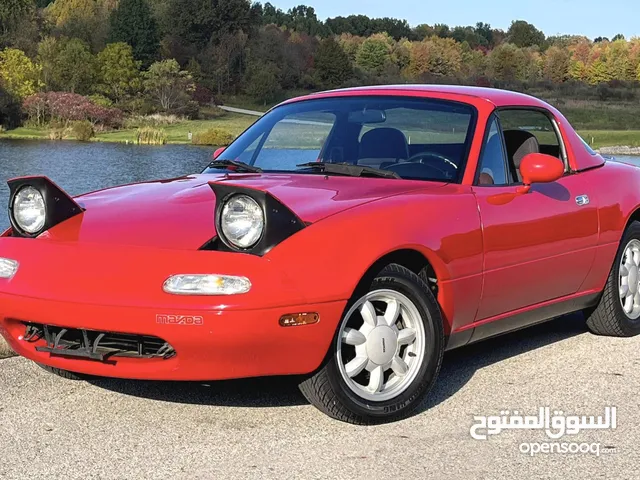 Looking To Buy: 1990 Mazda Miata مطلوب