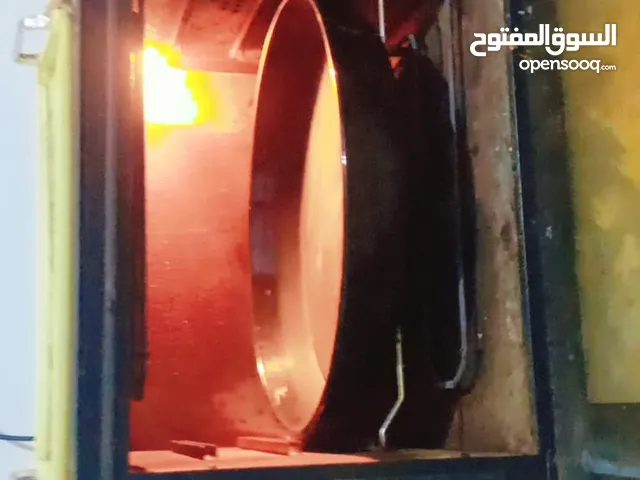 عدة مطبخ بالكامل كوشة +غسالة+غاز الغراظ واظحة بالصورة استعمال نضيف البيع غرظ السفر