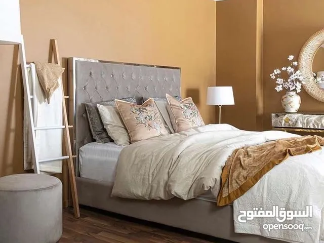 غرفة نوم جديدة ماركة THE ONE مع فرشة للبيع
