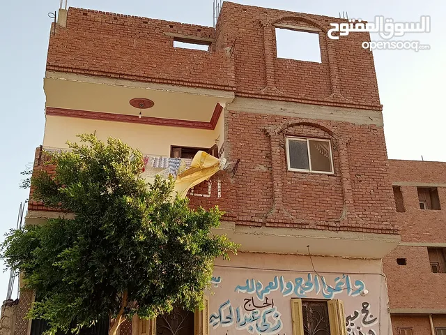 100 m2 3 Bedrooms Townhouse for Sale in Suez El Heeshah