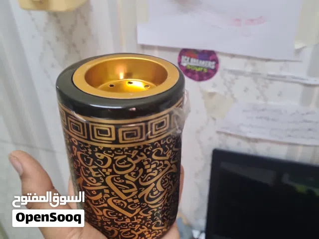 مبخره فخمه عليها زخرفه عربيه بلون ذهبي