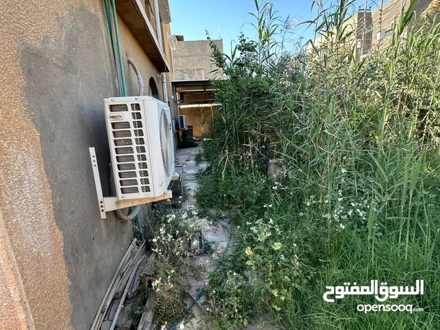 300 m2 5 Bedrooms Townhouse for Rent in Basra Zahra'a