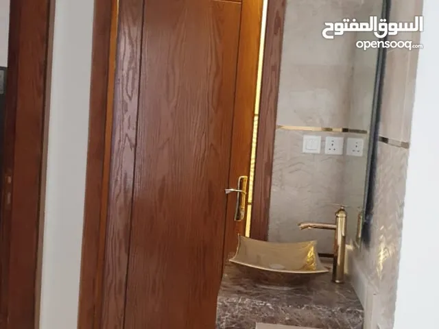 225 m2 5 Bedrooms Villa for Rent in Al Riyadh Badr