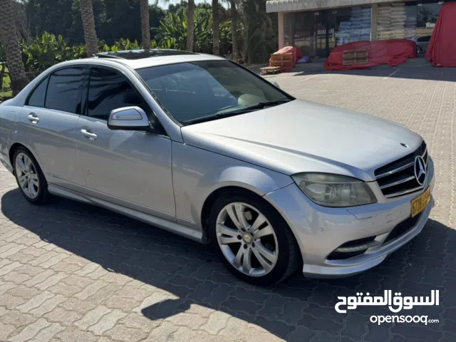 مرسيدس 300 C مقابل تفاوض