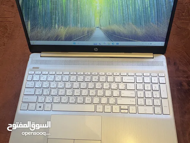 Laptop HP 15 core i5 G10 8 GB RAM and 224 GB SSD touch