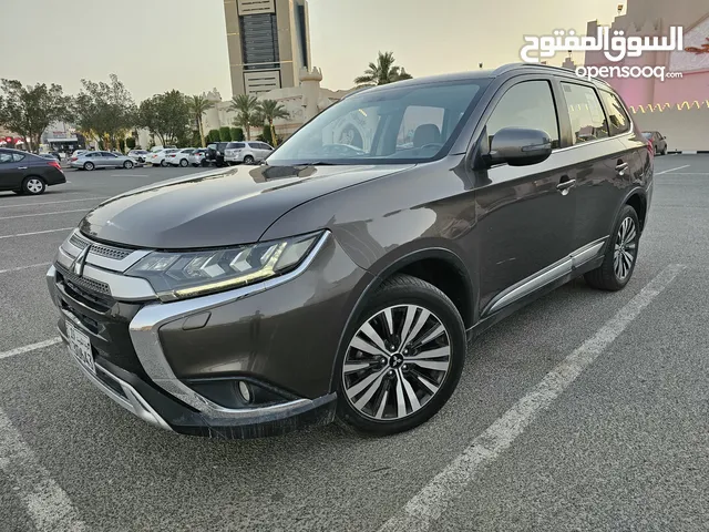 Used Mitsubishi Outlander in Hawally