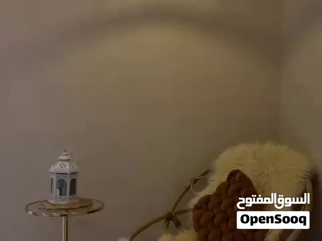 استديوهات للايجار عائلات بالجهراء ق5ش2خلف مجمع وارة يوجد بركن وكمرات وافدين