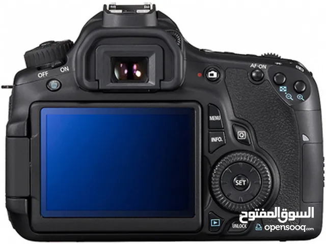 للبيع كانون 60d وضع ممتاز مع عدسة 50 م