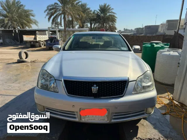 Used Toyota Crown in Babylon
