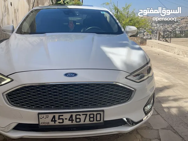 Ford Fusion 2019 in Salt