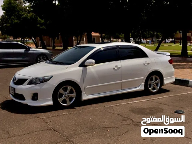 2011 تويوتا كورولا Limited